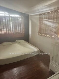 Charmante Maison à vendre à Curepipe, 3 chambres, proche commodités, Rs.