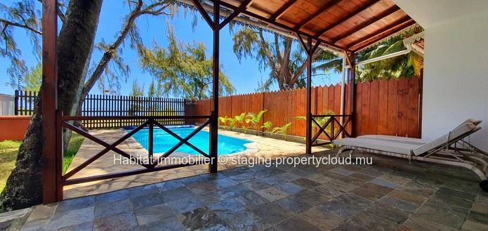 FOR RENT - beautiful beachfront furnished and equipped duplex of 120 m2 has a stunning view of the sea in a quiet and...