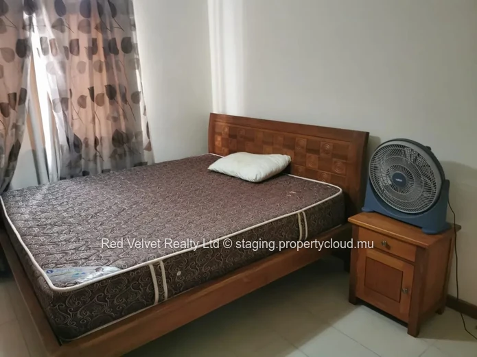 3-Bedroom Apartment for Rent in Quatre Bornes | Pool & Gym | Furnished
