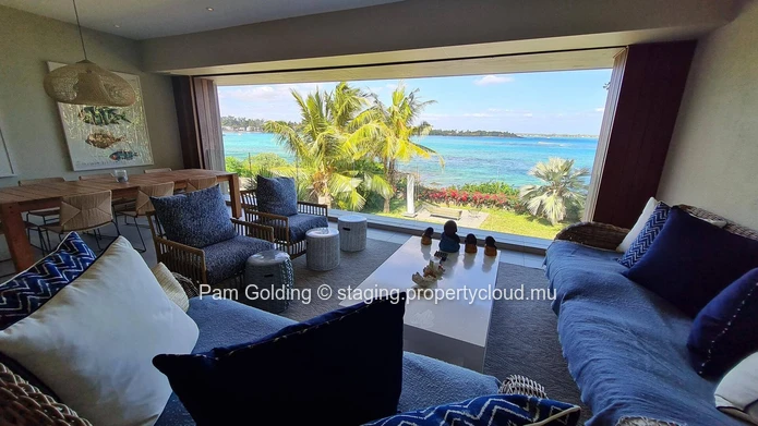 Beachfront Apartment for Sale in Pereybère 