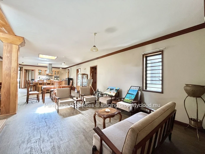 Maison d'Exception de 4 Chambres à Vendre à Moka