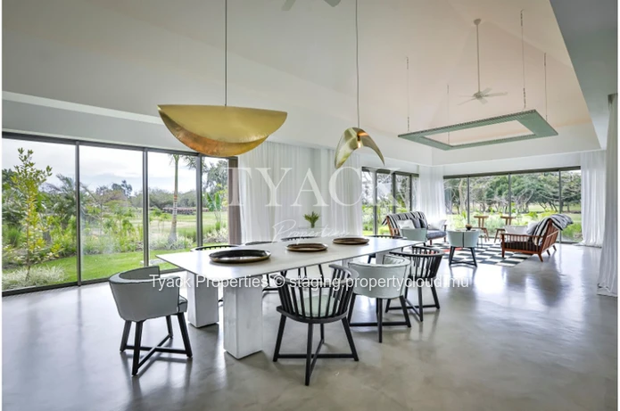 Luxueuse Villa avec Vue sur le Golf