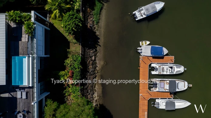 PDS Penthouse for Sale – Waterfront Luxury in Rivière Noire