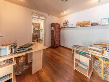 2 Bedroom Commercial Property