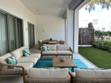 4 Bedroom Apartment