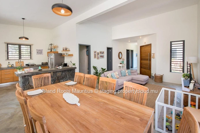 Beautiful 3 bedroom villa for sale in Mont Mascal