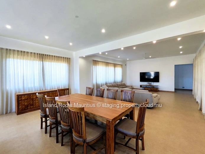 Prestigious 4-Bedroom Villa for Rent – Péreybère
