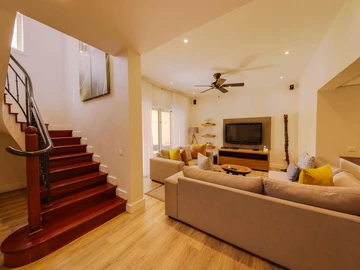 4 Bedroom Villa