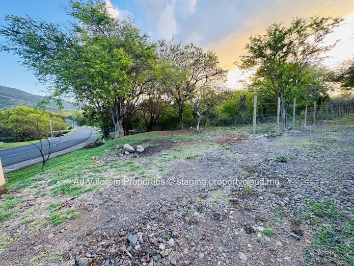 Terrain a vendre a Domaine de Palmyre!