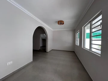 Maison de 4 Chambres