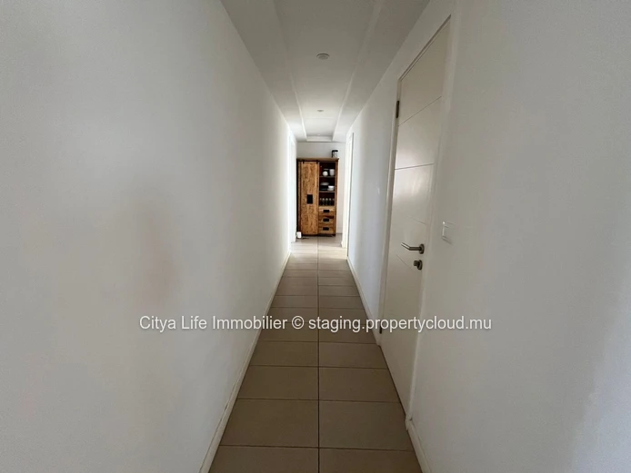 Sea View Penthouse for Rent – 4 Bedrooms – Azuri