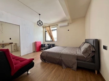 8 Bedroom House