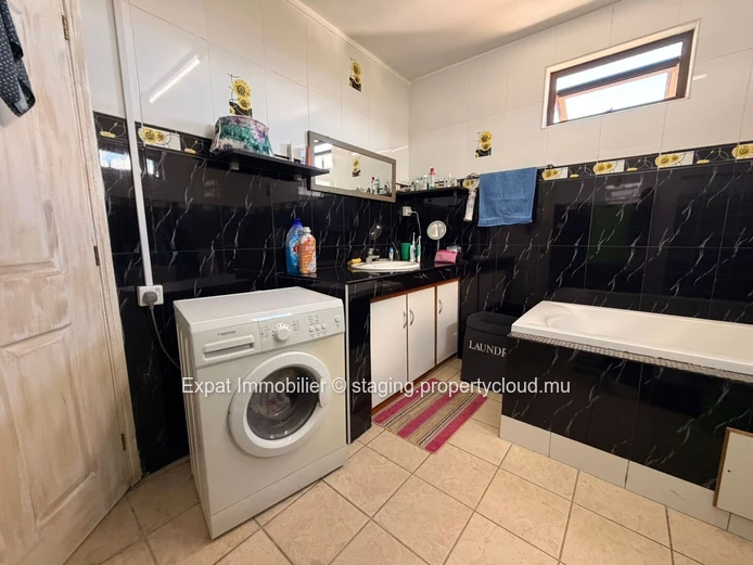 2-bedroom flat to rent, 5 minutes from the beach – Trou aux Biches