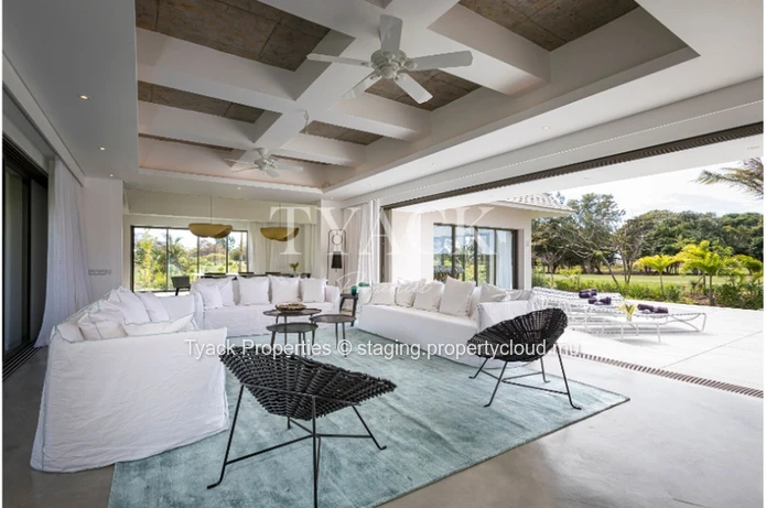 Luxueuse Villa avec Vue sur le Golf