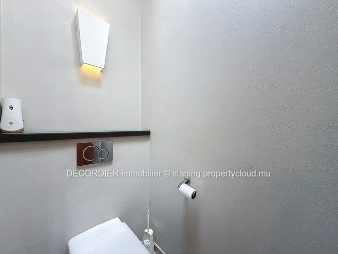 A spacious and secure villa for the whole family