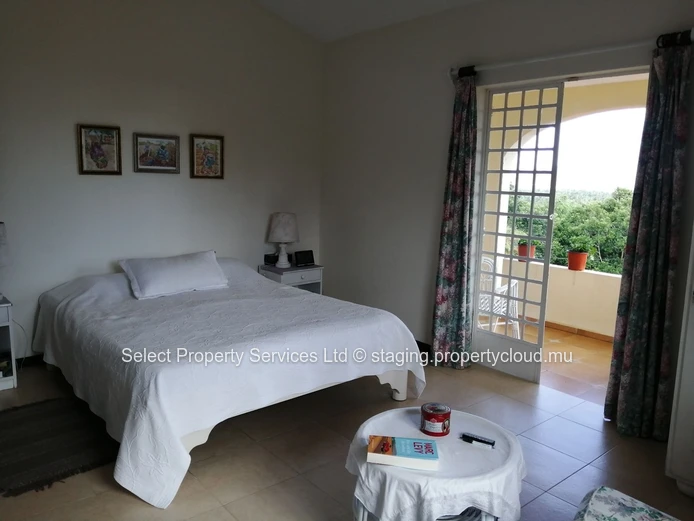 House for Sale in Floreal