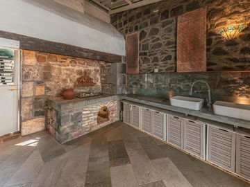 2 Bedroom Commercial Property