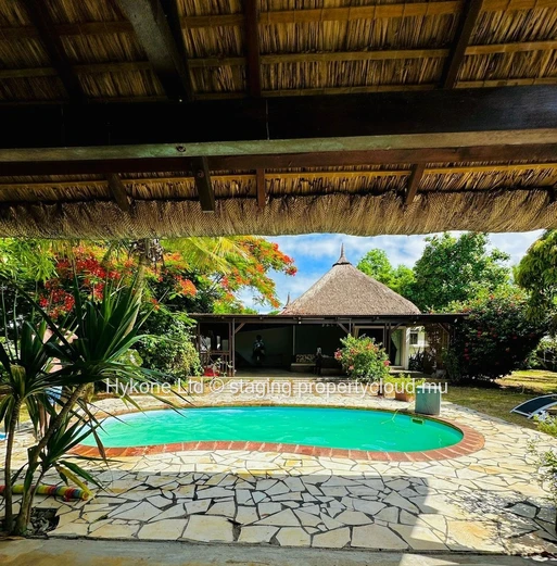 Villa For Sale In Bain Boeuf