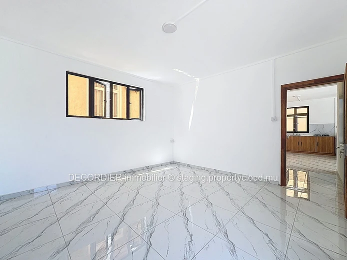 Maison Neuve avec Piscine