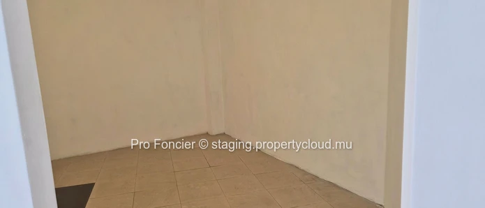 Commercial space for rent in Quatre-Bornes - Good potential