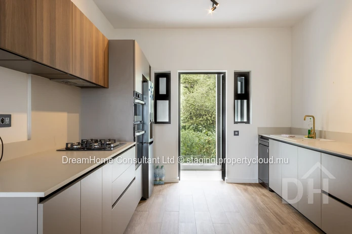 Spacious R+2 Apartment with Stunning Views