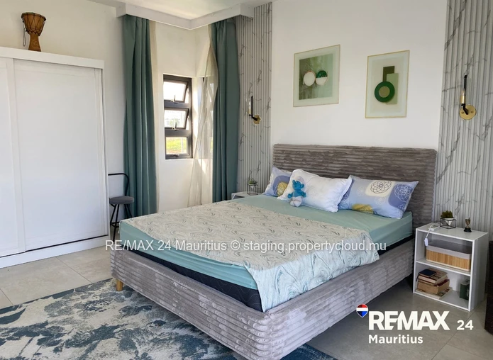 3-Bedroom Villa with Sea Views in Gated Community