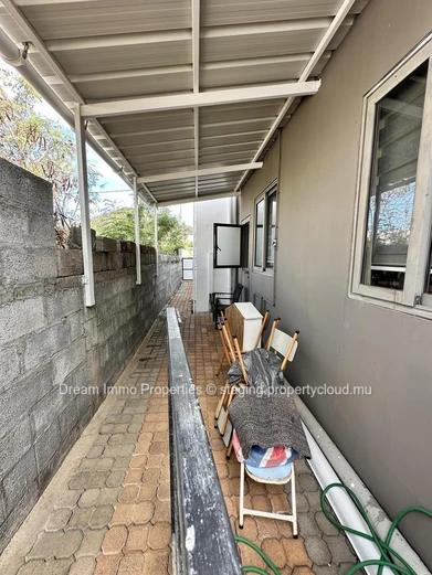 Spacious House With Mountain View & Close To Amenities In Coromandel - Mauritius