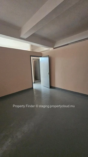 Office Space for Rent – Newly Renovated in Central Port Louis!