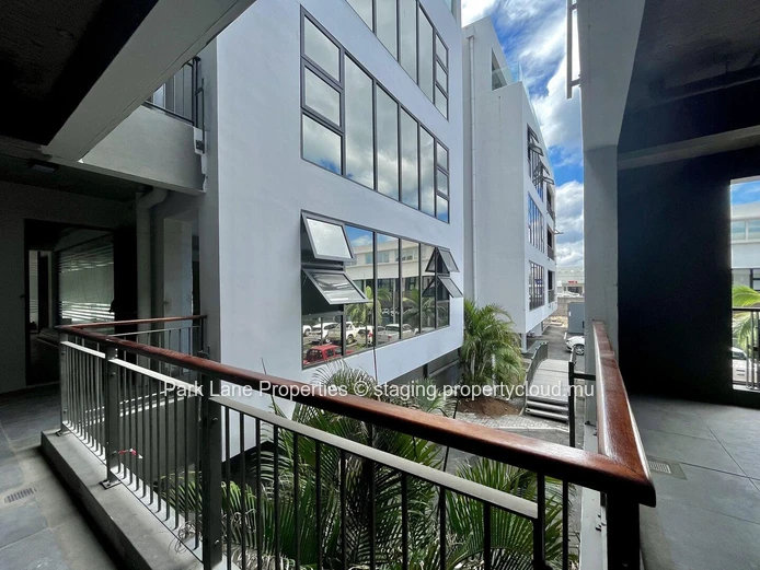 Centre d'Affaires de Prestige à Rivière Noire – Espaces Bureaux à Louer