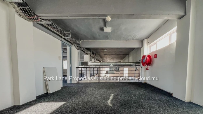 Prestigious commercial building – Strategic investment opportunity in the heart of Rose Hill