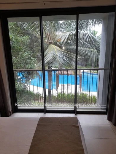 Exquisite 2-Bedroom Apartment with Golf Course Views