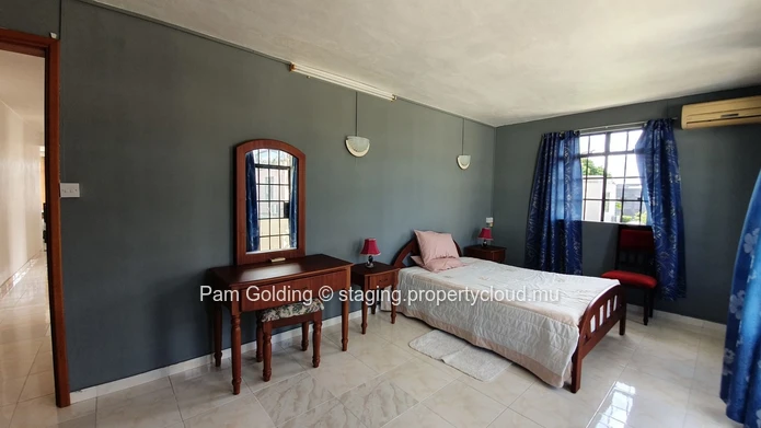 7-bedroom house with spacious rooms
