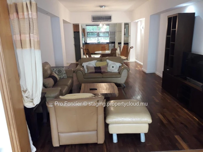 Apartment in Floreal - Comfort and security