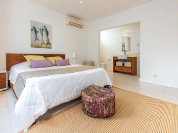 4 Bedroom Villa