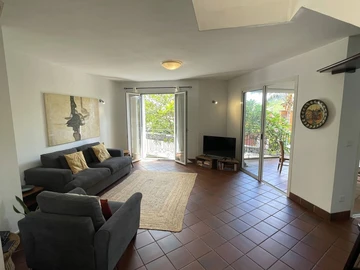 2 Bedroom Townhouse, Duplex