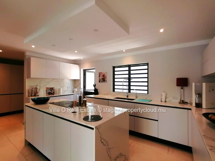 Gorgeous villa completely renovated, with multiple openings to a very large terrace and its lovely pool, overlooking ...