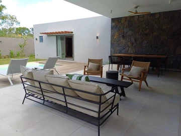 4 Bedroom Villa