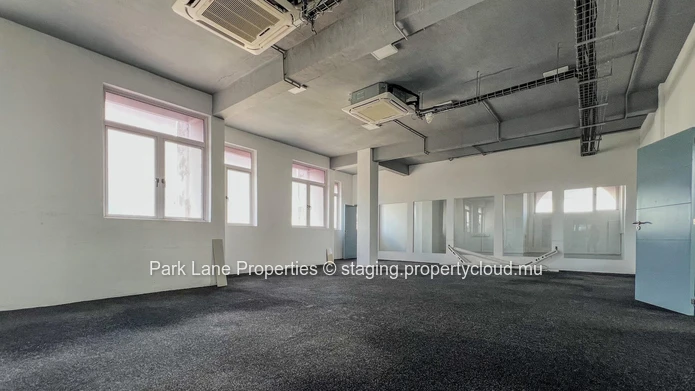 Prestigious commercial building – Strategic investment opportunity in the heart of Rose Hill