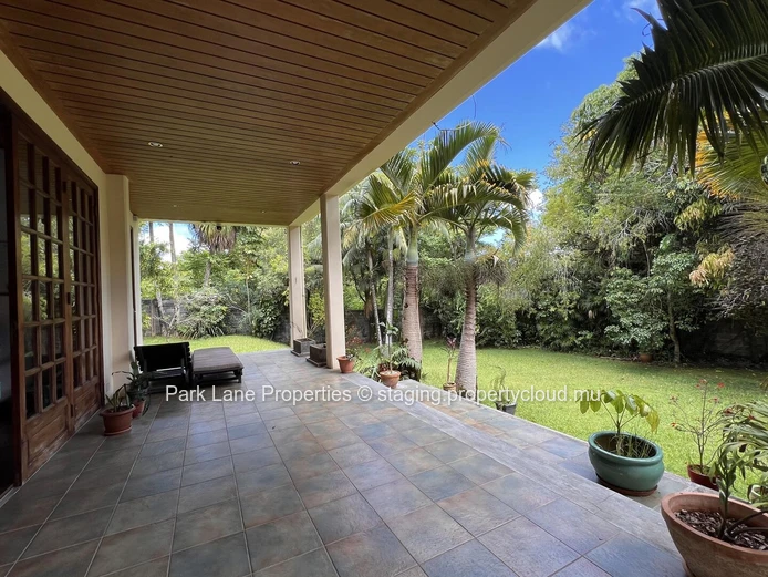 Maison elegante de 5 chambres avec vues imprenables à Floreal