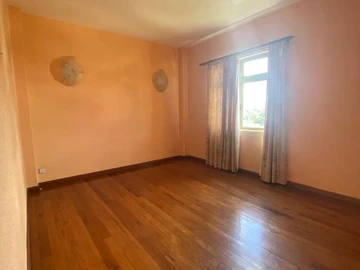 4 Bedroom Apartment