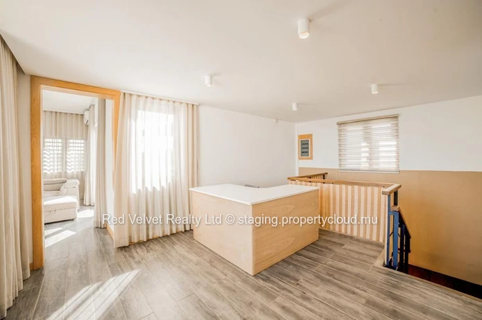 Charming Villa for Rent in Gated Community in Flic en Flac 