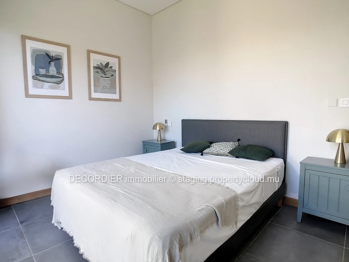 Contemporary villa located in a secure residence, accessible to foreigners (Sole Mandate)