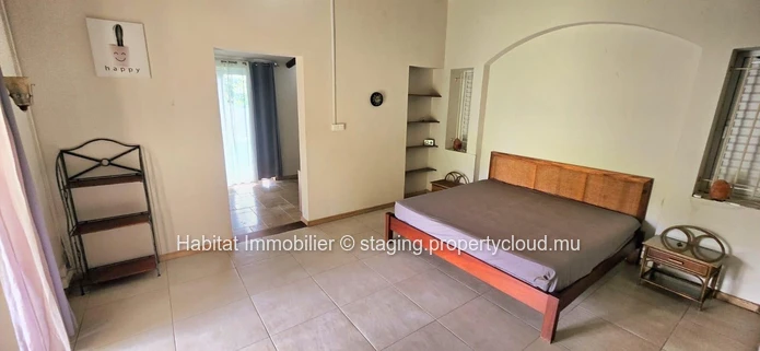 Charmante maison meublée et équipée de 200 m², sur un terrain de 168 toises, idéalement située à Tamarin