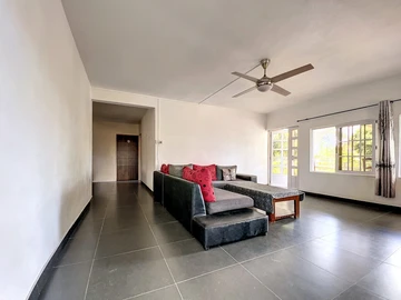 6 Bedroom House