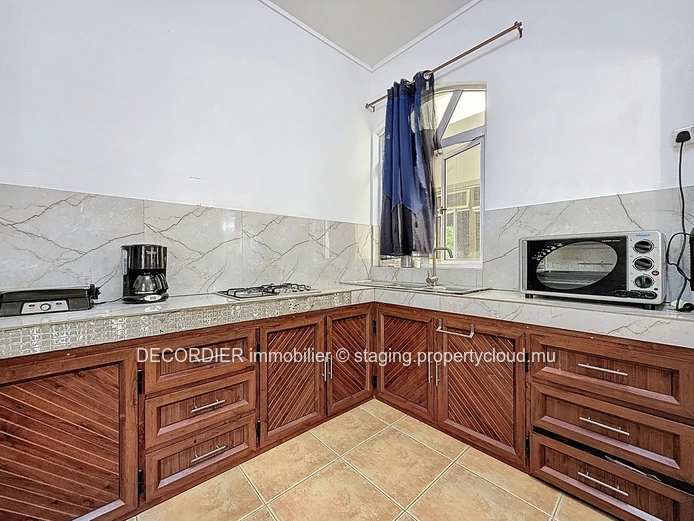 Large 287 m² house for sale