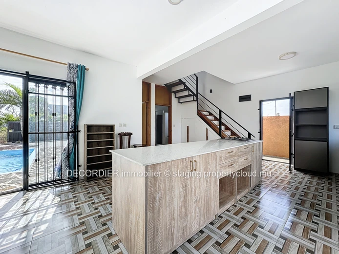 Pretty 3-bedroom house with swimming pool (Sole Mandate)