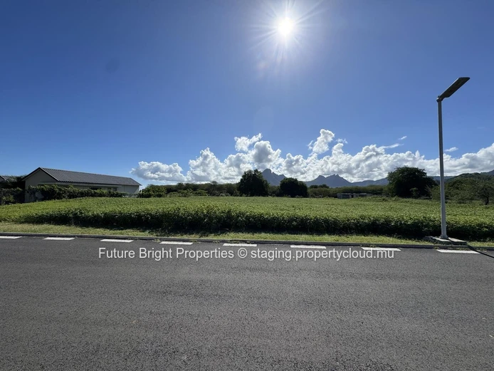 Property Listing: Prime Plot in Morc Belouguet, Tamarin