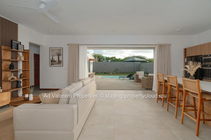 For Sale – New Secure 4-Bedroom Villa, Steps from the City and the Forest