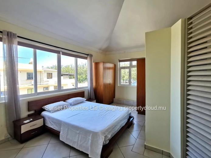  Penthouse | 3 Bedrooms | Large Terrace