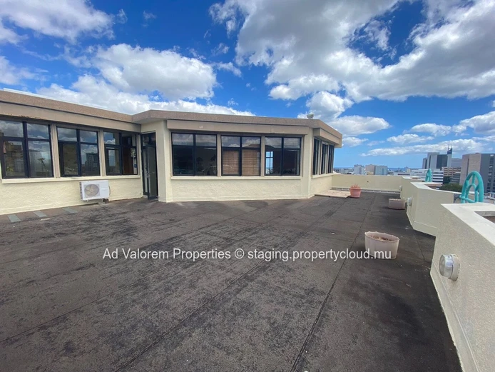 Commercial premises for sale in the capital.